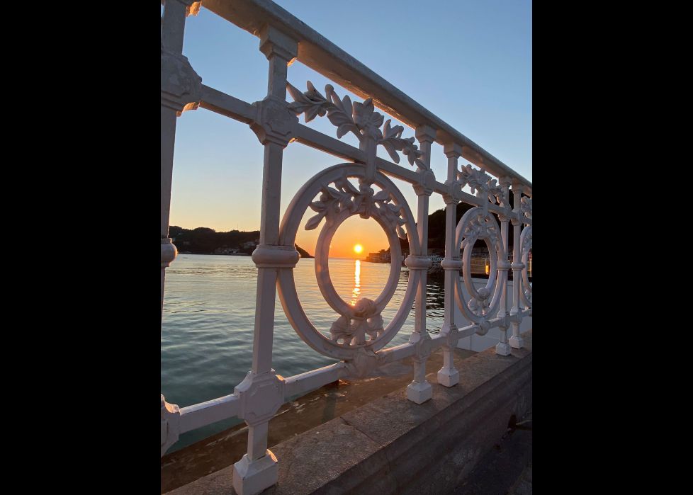 Como un ojo que todo lo ve!!