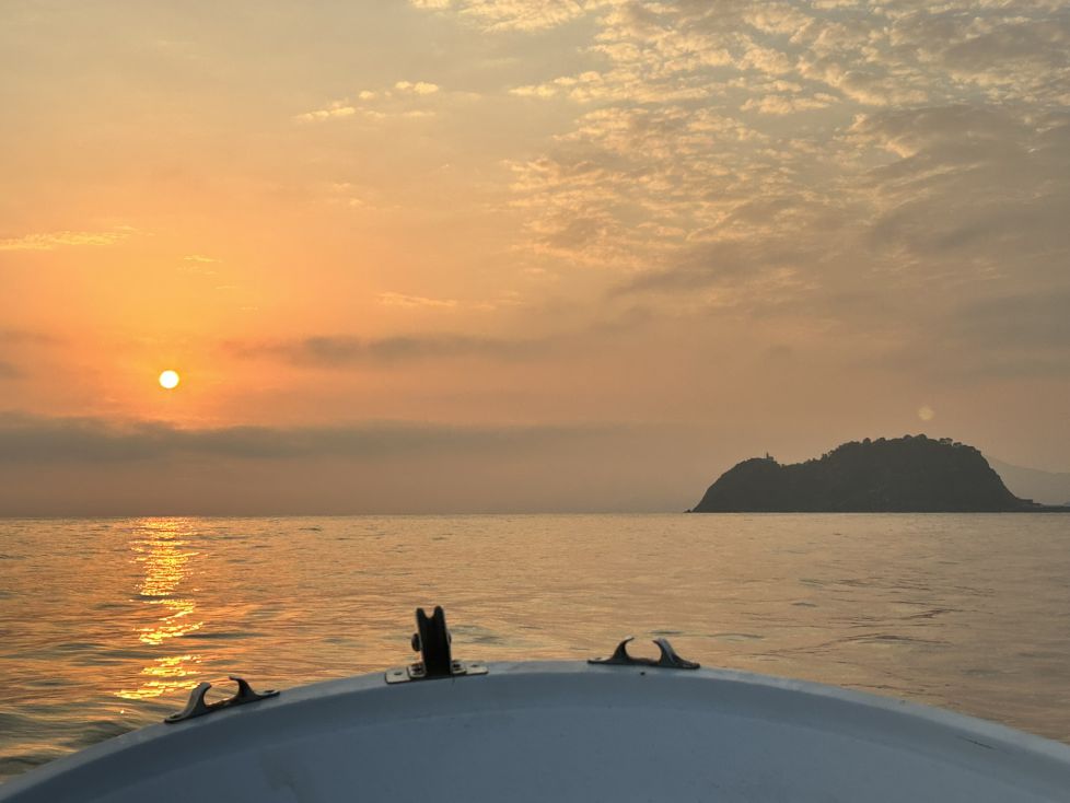 Getariako arratoia argitzen