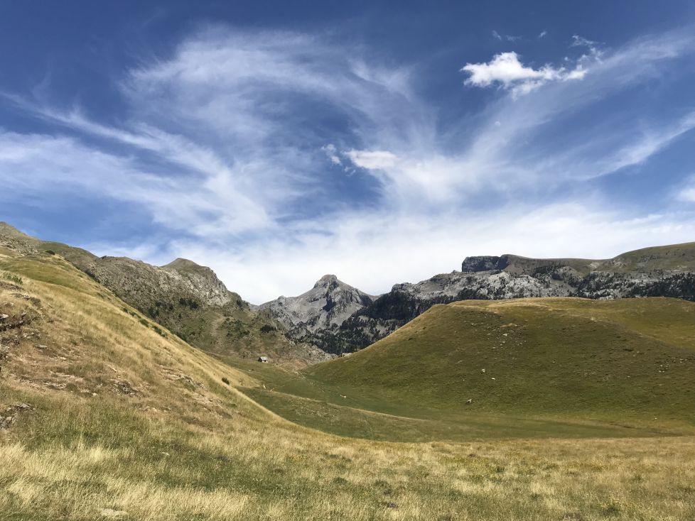 kurbak eta ertzak zerupean