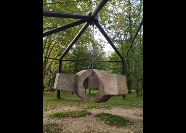 LUGAR DE ENCUENTROS IV CHILLIDA