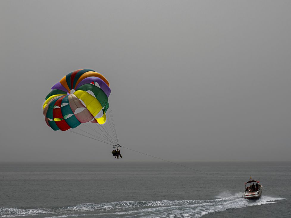 MONTADOS EN EL ARCO IRIS