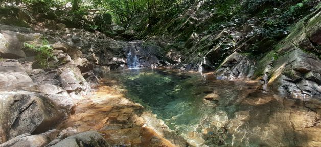 Poza en el río Arditurri
