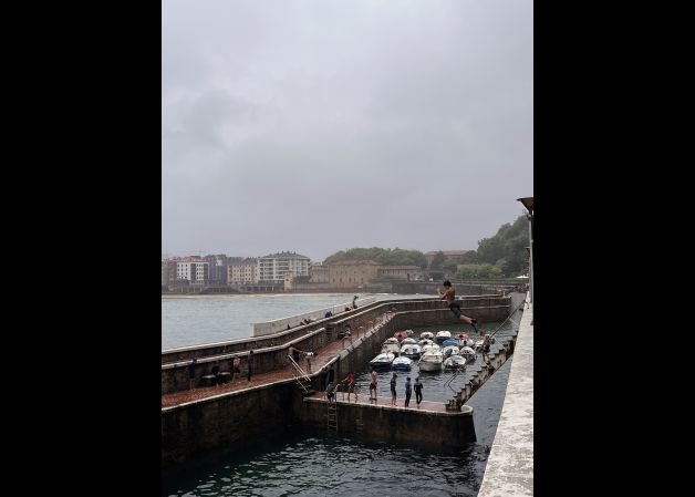 Salto desde la carretera