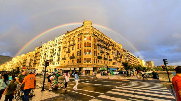San Sebastian Rainbow City \"San Sebastián, Ciudad del Arcoíris\"