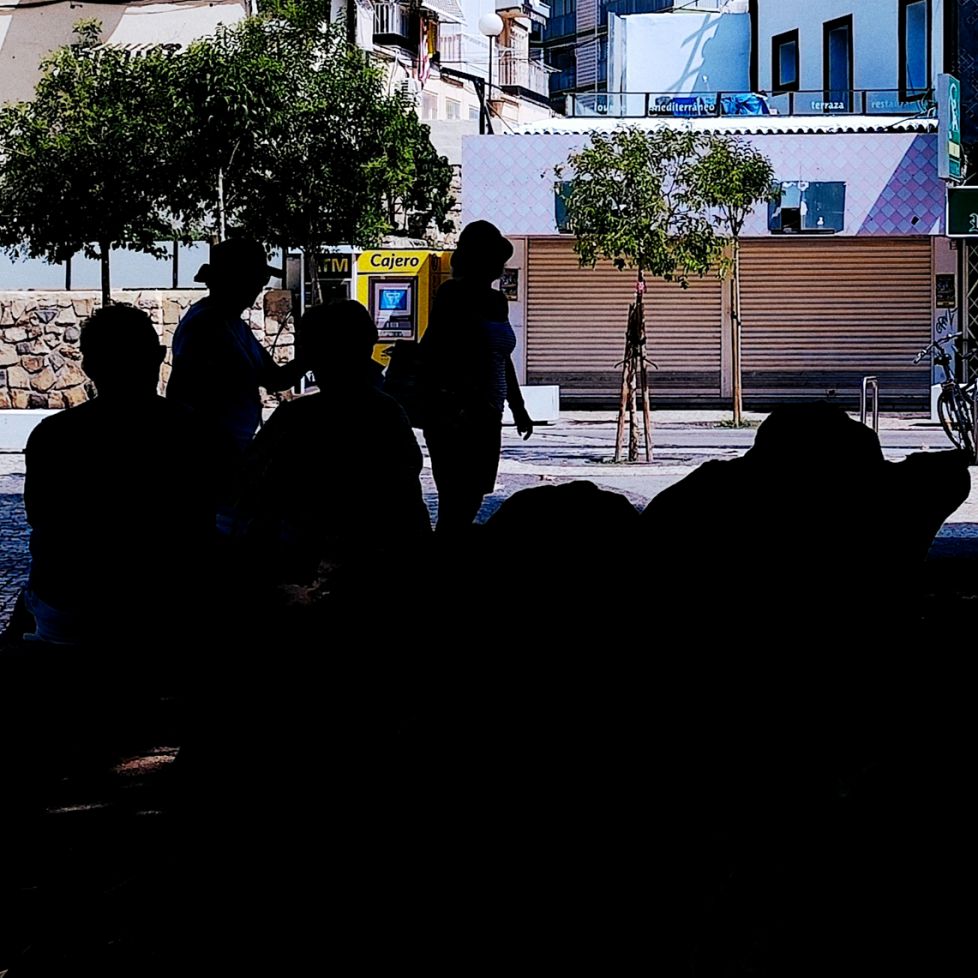 Sombras en la oscuridad