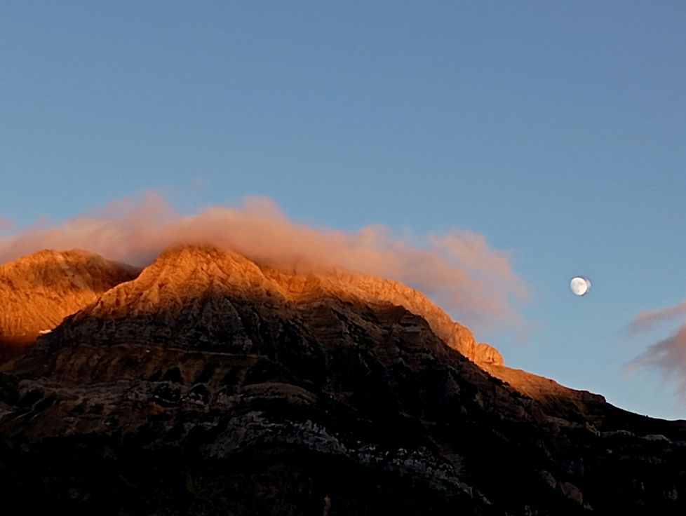 Udako koloreak iluntzerakoan.