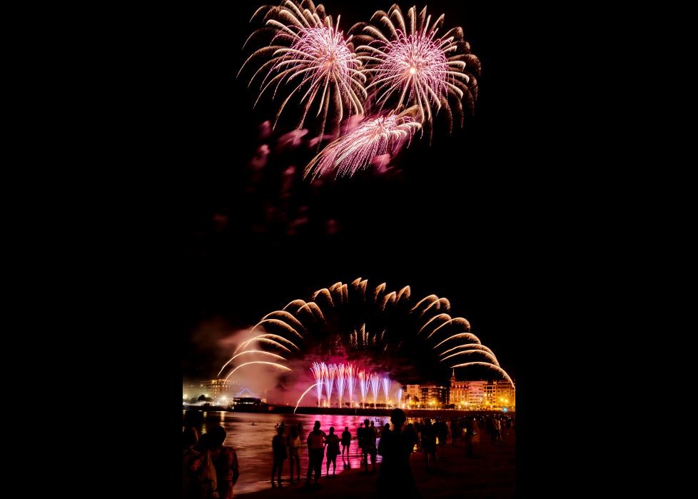 UNA NOCHE EN LOS FUEGOS