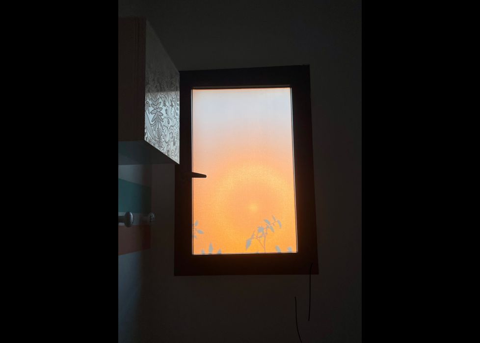 Ventana al atardecer