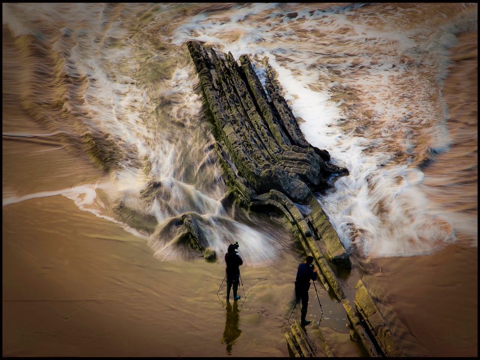 Trampantojo en el flitz. Fotografiando un tenedor