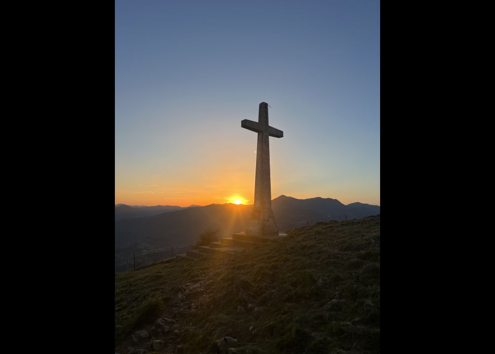 ATARDECER DESDE UZTURRE