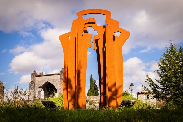 La escultura 'Duintasuna' llegó a Elgoibar