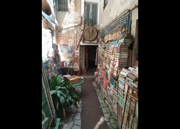 LIBRERÍA 