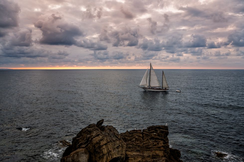 El velero vuelve a puerto