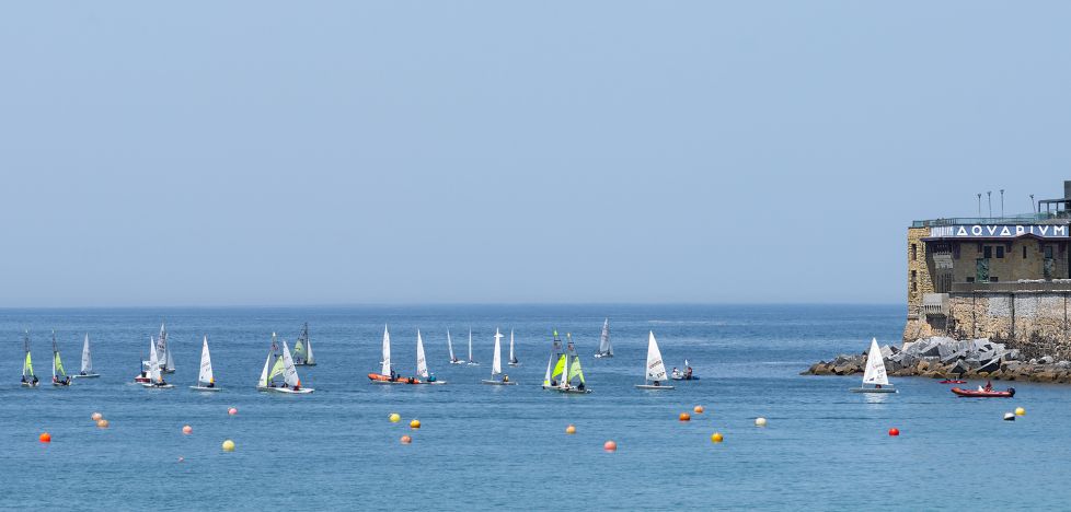 Veleros en la bahía