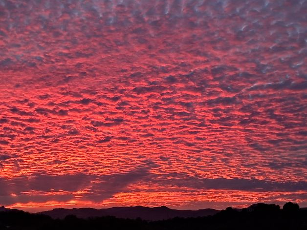 Amanecer rojo