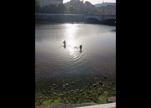 Amigos pescando
