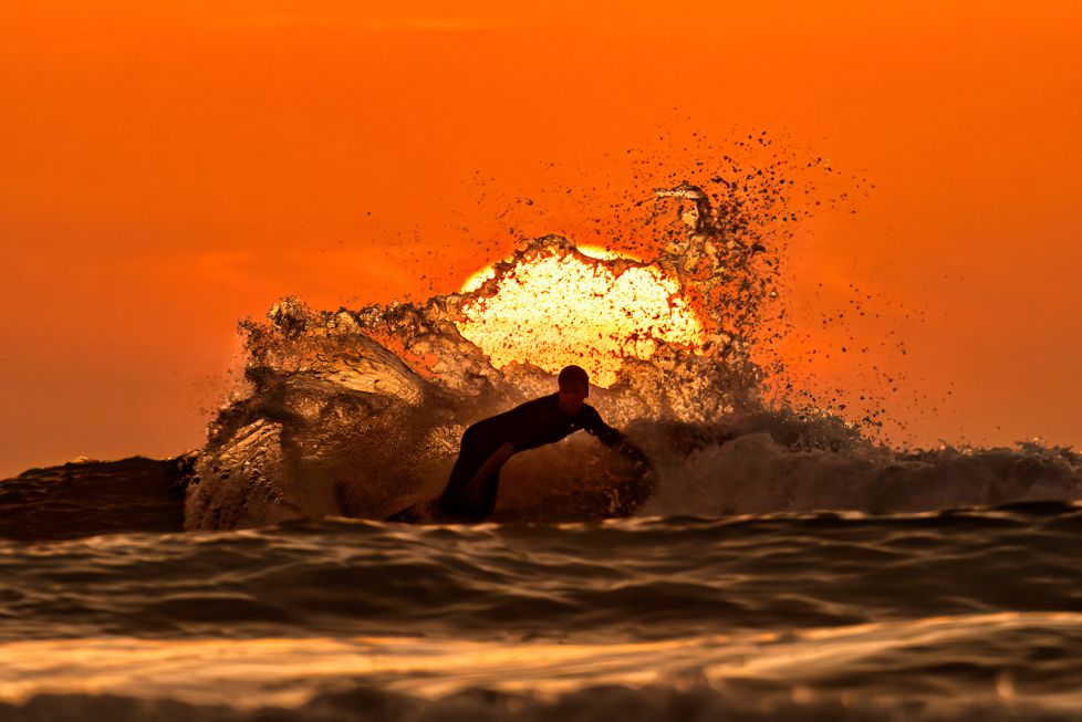 Atardecer con olas