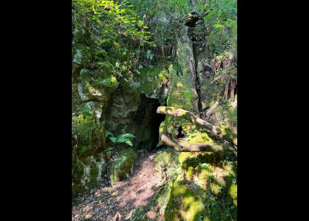 Cueva escondida