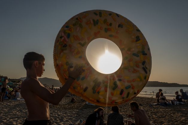 El flotador y el sol