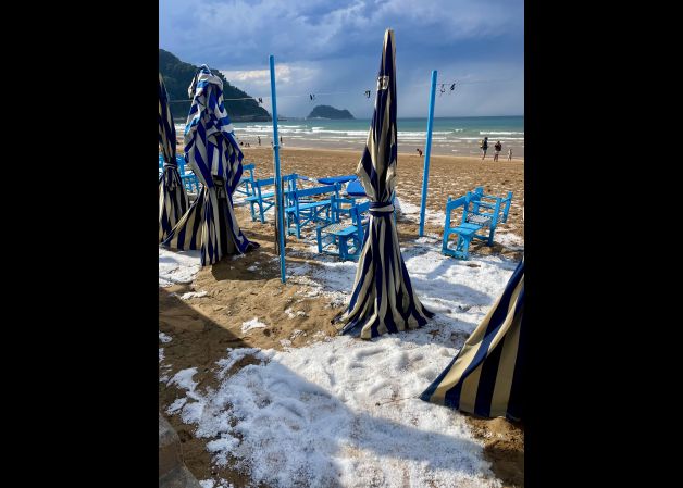 Granizo en la playa