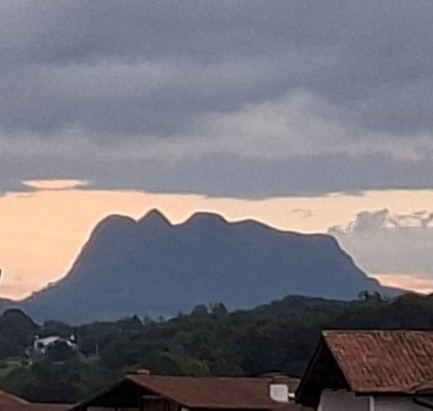 "Peñas de Aia", vistas desde Sokoa.
