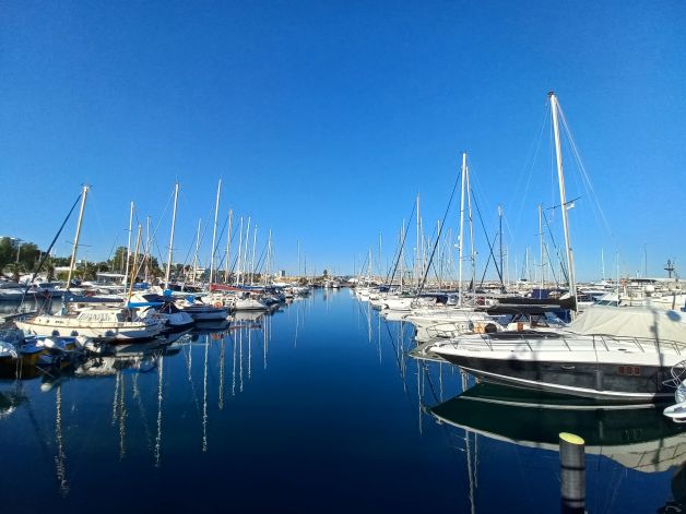 Puerto de Larnaka