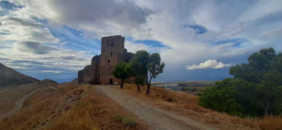 Tormenta en la ermita.