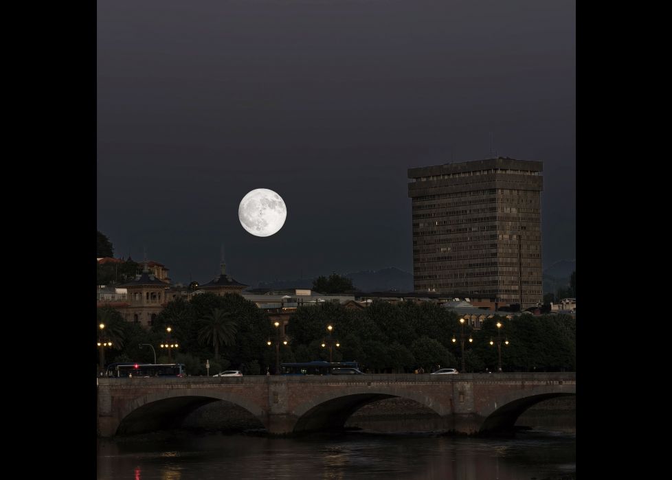 La Torre y la Luna 
