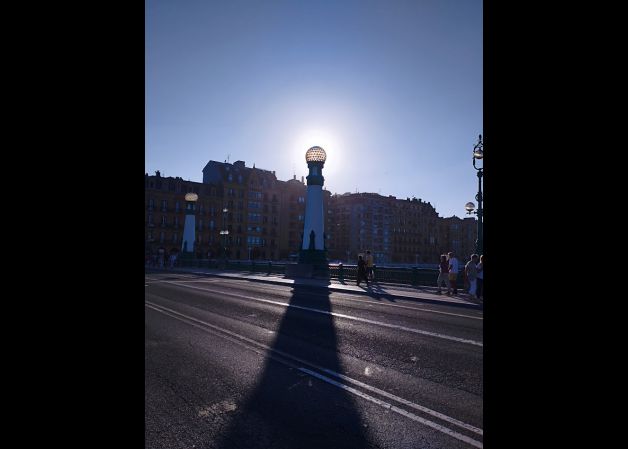 Una sombra larga
