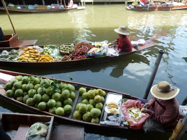 Vista del mercado flotante. 