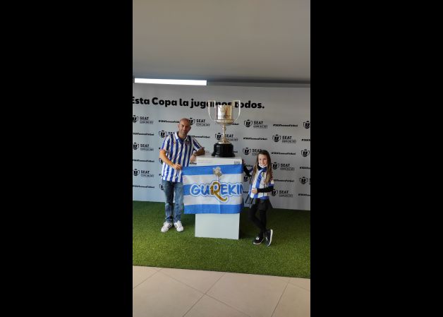 EN MIS MANOS NUESTRO SUEÑO DESDE HACE 32 AÑOS