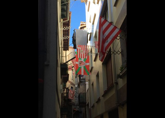 En Mundaka un valiente, los demás son gatitos