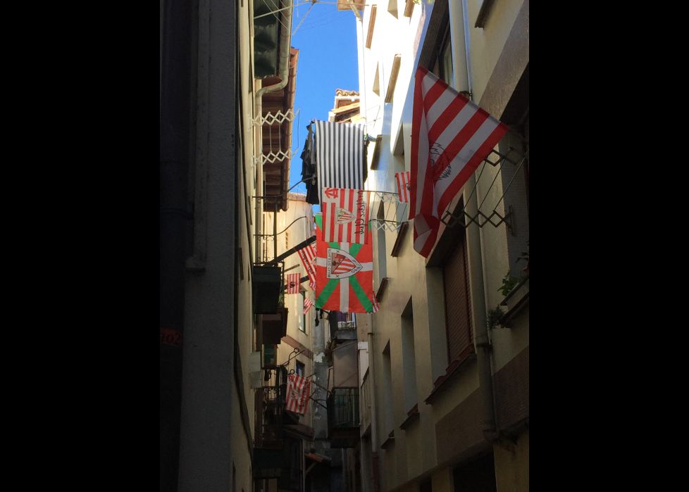 En Mundaka un valiente, los demás son gatitos