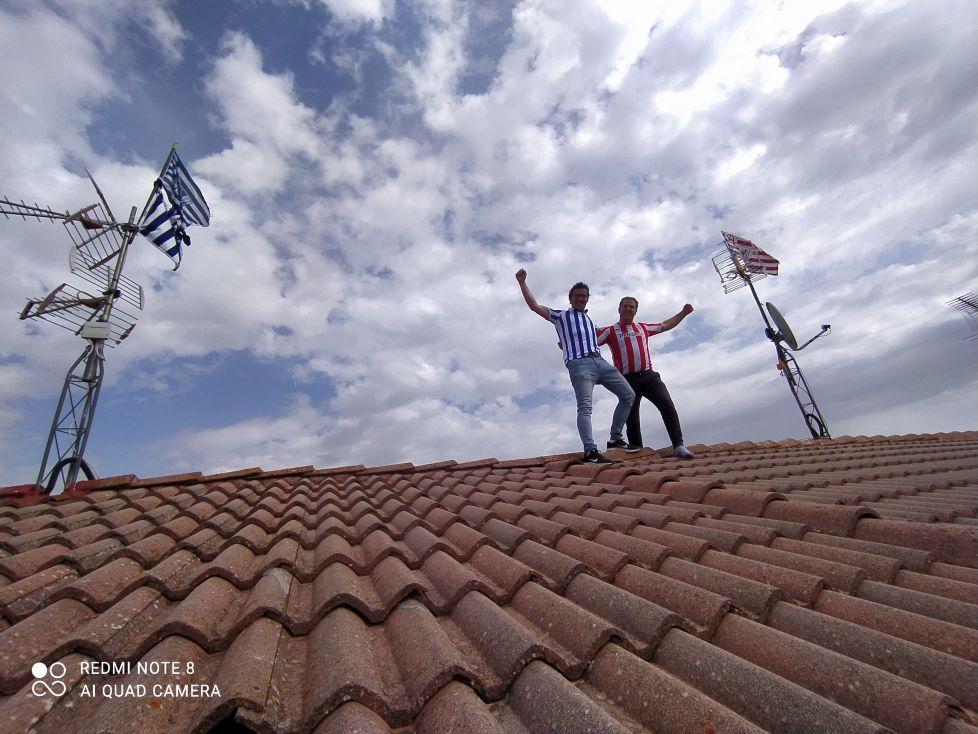 CADA LOCO... CON SU TEMAAAA!!!