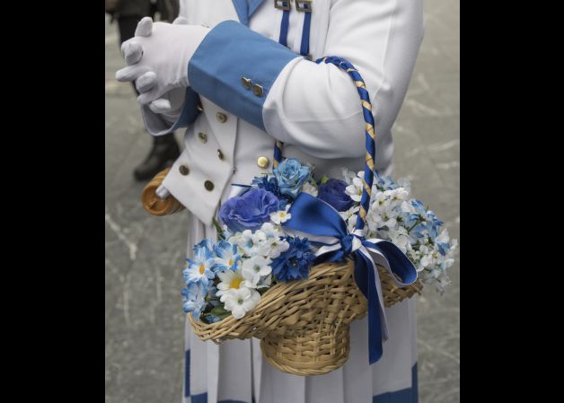 Azul y blanco
