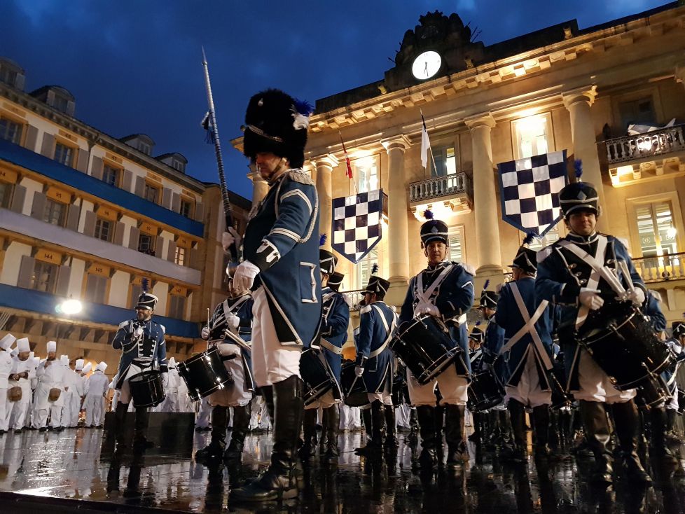 Tamborrada plaza de la Constitucion 2019